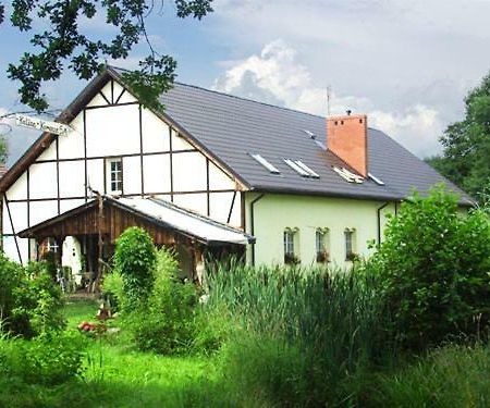 Pensjonat Kalina Komorze Екстер'єр фото